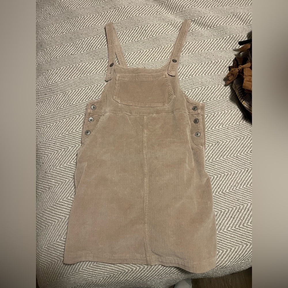American Eagle Tan and cream corduroy overall dress #kidcore